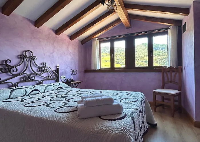 Apartamentos La Montaña